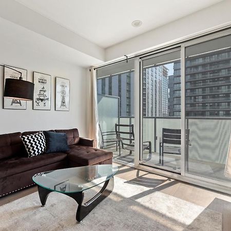 Modern Condo In The Heart Of Downtown Toronto Eksteriør bilde